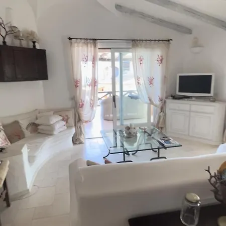 Cala Romantica Apartamento *